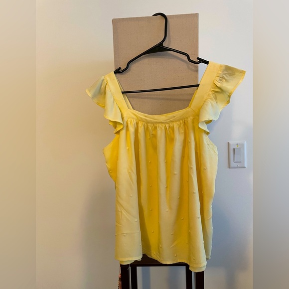 Francesca’s light yellow camisole. - Picture 3 of 3